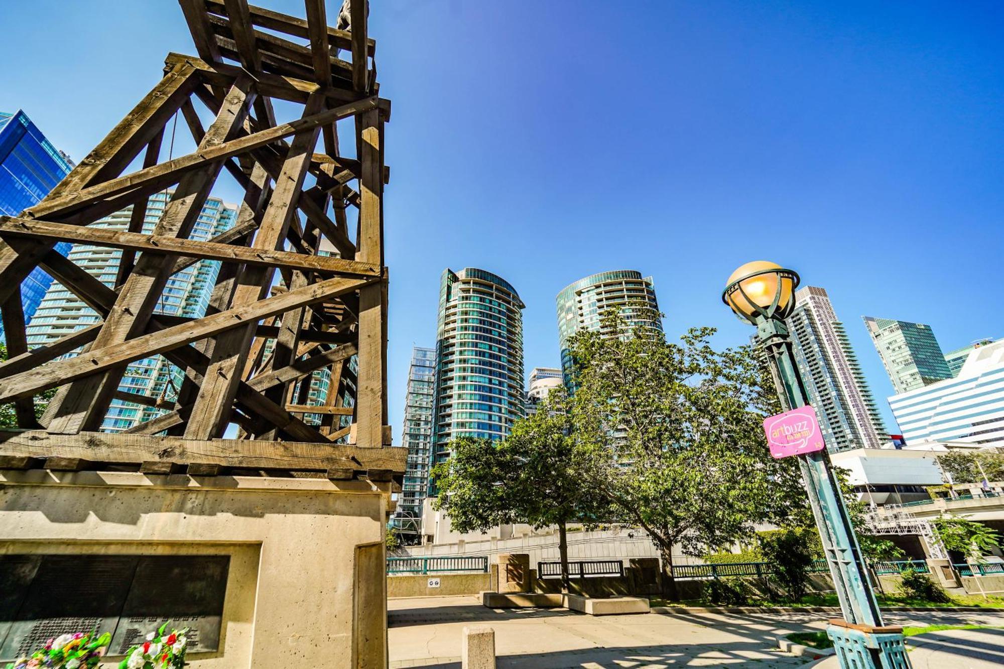 Chol Furnished Suites Heart Of Downtown Toronto, 2 Beds, Free Parking, Cn Tower View Zewnętrze zdjęcie