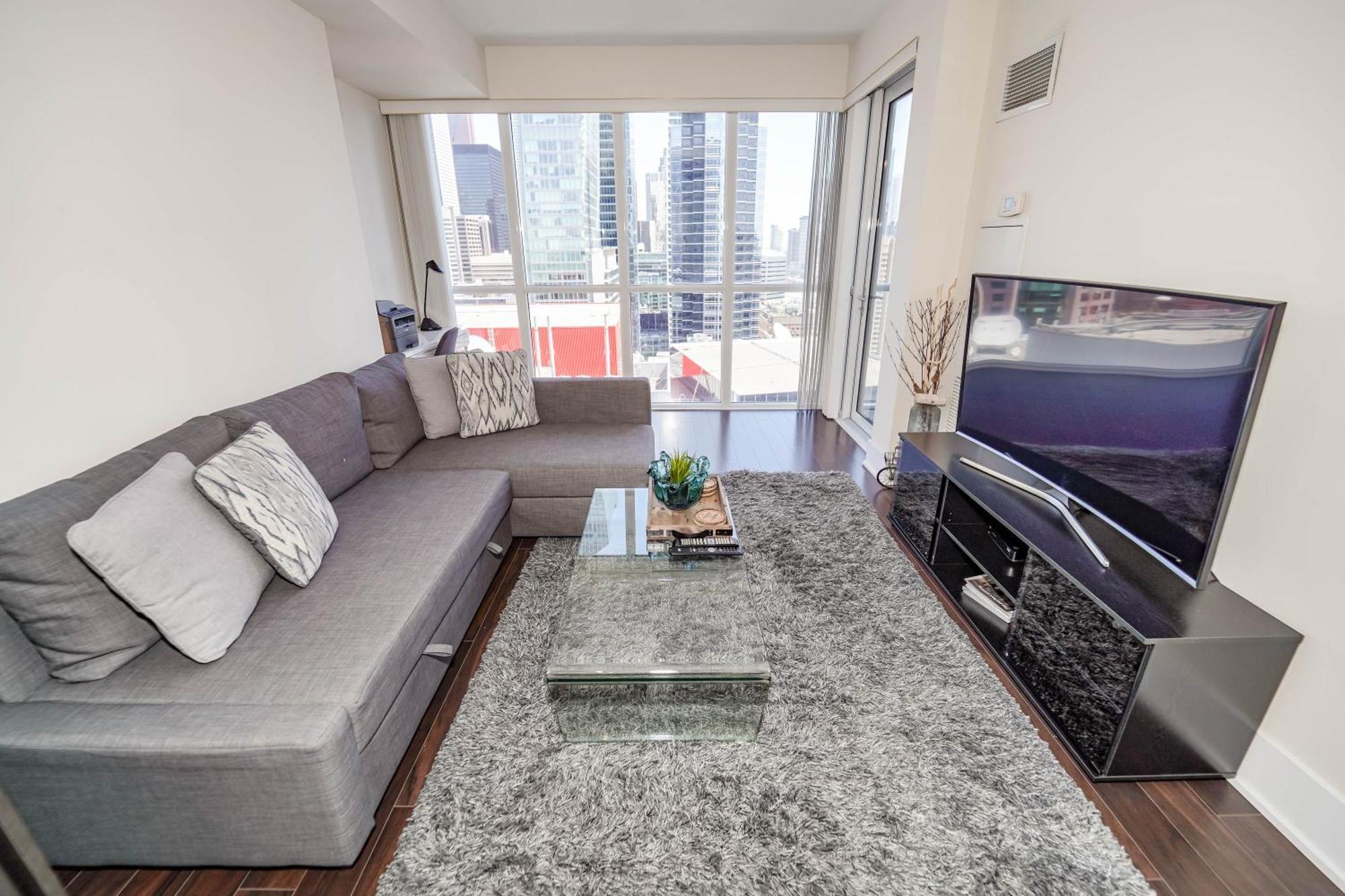 Chol Furnished Suites Heart Of Downtown Toronto, 2 Beds, Free Parking, Cn Tower View Zewnętrze zdjęcie