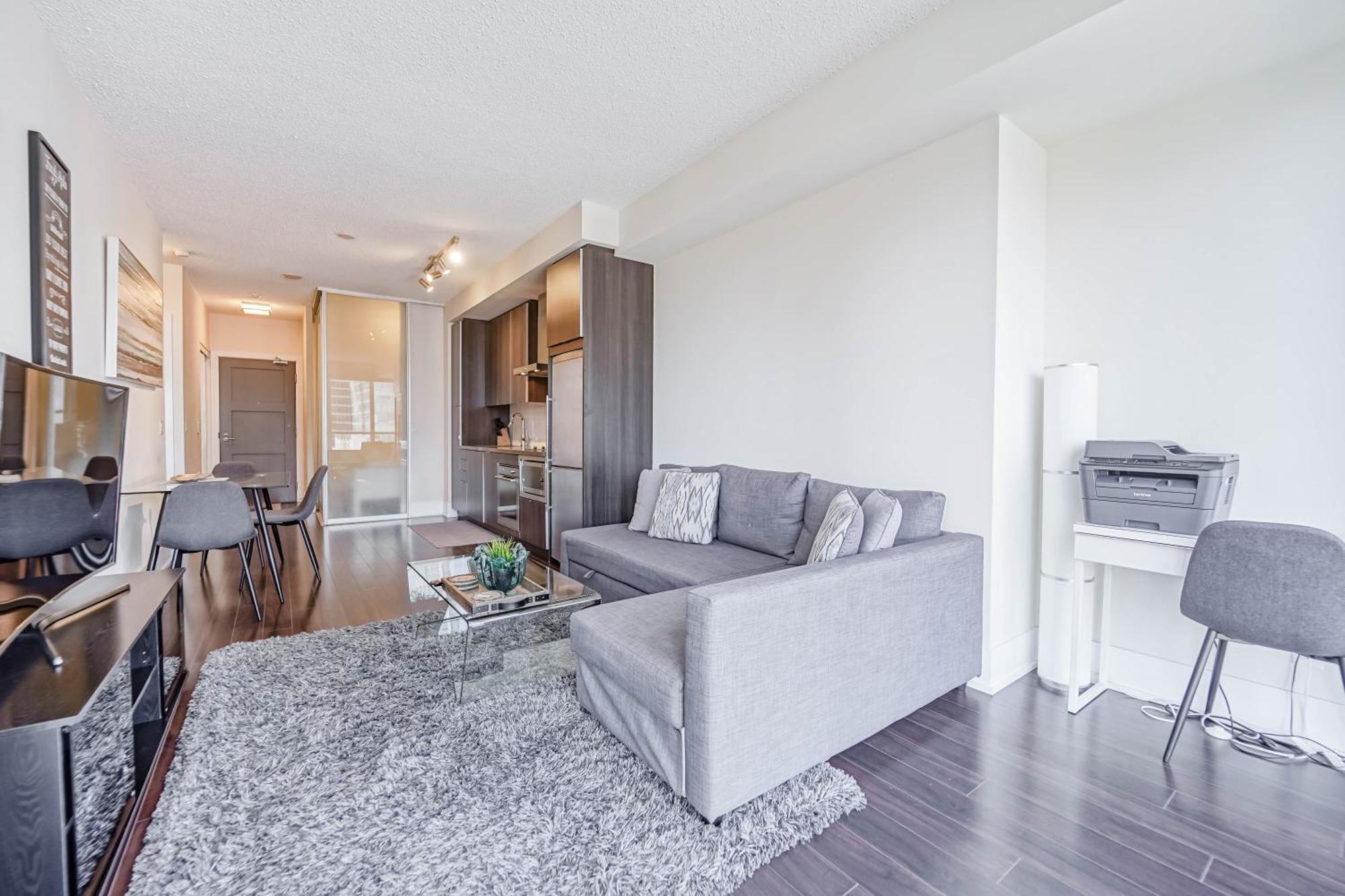 Chol Furnished Suites Heart Of Downtown Toronto, 2 Beds, Free Parking, Cn Tower View Zewnętrze zdjęcie
